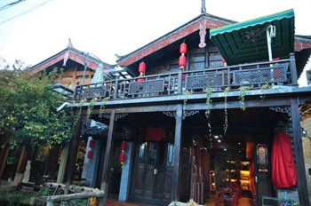丽江束河小隐小居会所
