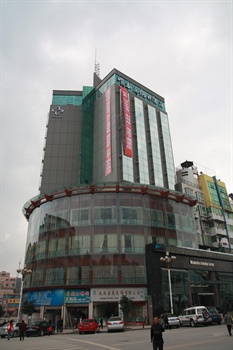 唯客乐假日酒店(大竹)