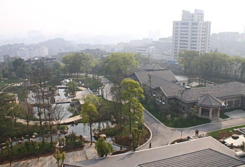 自贡檀木林城市名人酒店