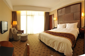 自贡檀木林城市名人酒店豪华大床街景房